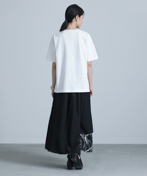 kOhAKU(コハク)の「ランダムテーププリントカットソー(Tシャツ/カットソー・レディース・オフホワイト/ブラック・2/1)」の8枚目の写真