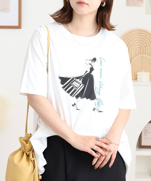 BRODIAEA(ブローディア)の「BRODIAEA ウーマンプリント半袖Tシャツ(Tシャツ/カットソー・レディース・ベージュ/サックスブルー/オフホワイト/ネイビー・40)」の6枚目の写真