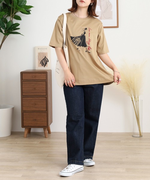 BRODIAEA(ブローディア)の「BRODIAEA ウーマンプリント半袖Tシャツ(Tシャツ/カットソー・レディース・ベージュ/サックスブルー/オフホワイト/ネイビー・40)」の12枚目の写真