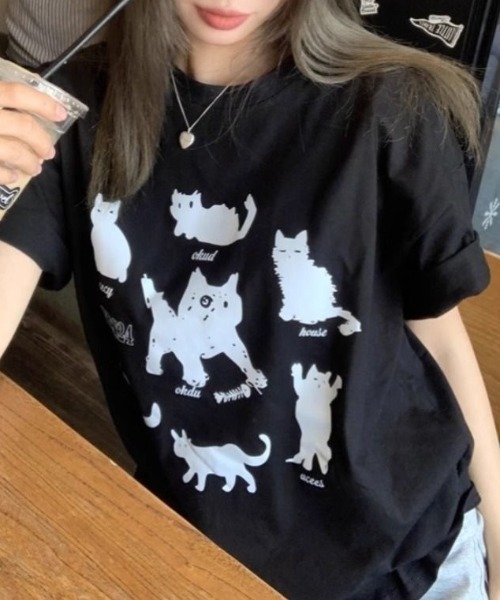 ねこ　プリントTシャツ ねこプリントTシャツ【洗濯機洗い可】（2002506886