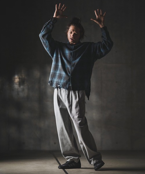 GLIMCLAP(グリムクラップ)の「ms6162-Ripped viyella plaid shirt チェックシャツ(シャツ/ブラウス・メンズ・ブルー/ブラック・S/M/L)」の15枚目の写真