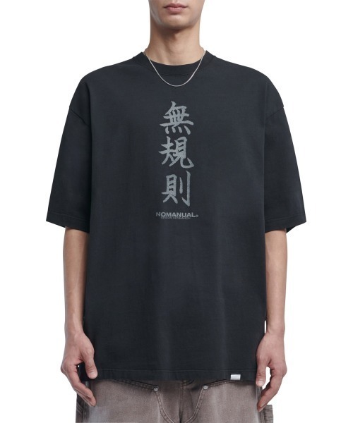 日本未入荷NOMANUALのNM HERALDRY T-SHIRT 全2色 NOMANUAL /ノーマニュアル」無規則 N.R T-SHIRT(Tシャツ