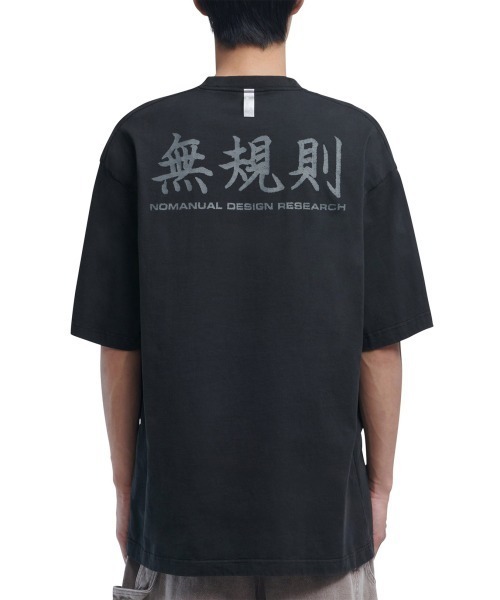 ★送料・関税込★NOMANUAL★BACKPACK T-SHIRT★Tシャツ★ バックパックTシャツ - nomanual | 60% - アジアファッション通販