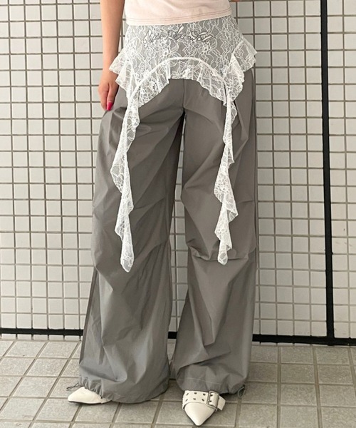 3.3 Field Trip （3.3フィールドトリップ）の「3.3 Field Trip／レースフリルナイロンパンツ（その他パンツ・レディース・ブラック/グレー・FREE）」の2枚目の写真