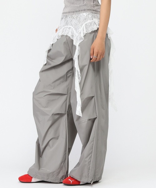 3.3 Field Trip （3.3フィールドトリップ）の「3.3 Field Trip／レースフリルナイロンパンツ（その他パンツ・レディース・ブラック/グレー・FREE）」の8枚目の写真