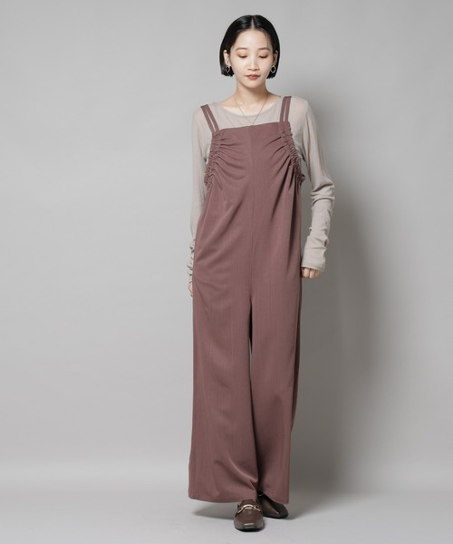 NANO universe(ナノユニバース)の「ギャザーデザインサロペットパンツ(サロペット/オーバーオール・レディース・ブラック/ライトベージュ/モカ・FREE)」の20枚目の写真