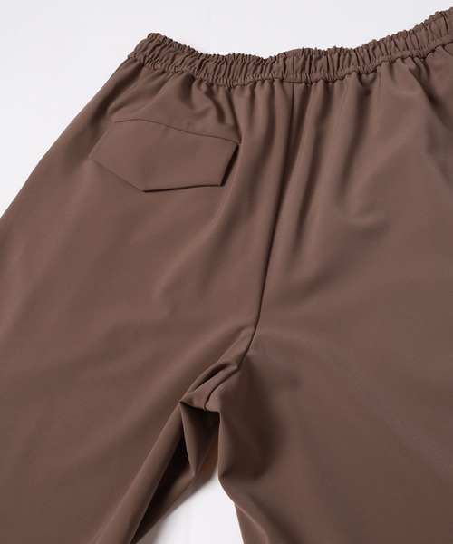 CULLNI(クルニ)の「Stretch Twill 1Tuck Drawstring Wide Pants(スラックス・メンズ・ブラック/ネイビー/アッシュブラウン・2/1/0)」の9枚目の写真