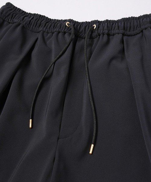 CULLNI(クルニ)の「Stretch Twill 1Tuck Drawstring Wide Pants(スラックス・メンズ・ブラック/ネイビー/アッシュブラウン・2/1/0)」の11枚目の写真