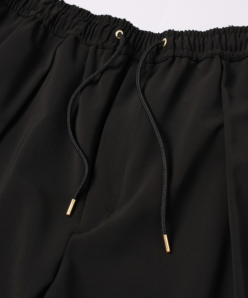 CULLNI(クルニ)の「Stretch Twill 1Tuck Drawstring Wide Pants(スラックス・メンズ・ブラック/ネイビー/アッシュブラウン・2/1/0)」の15枚目の写真