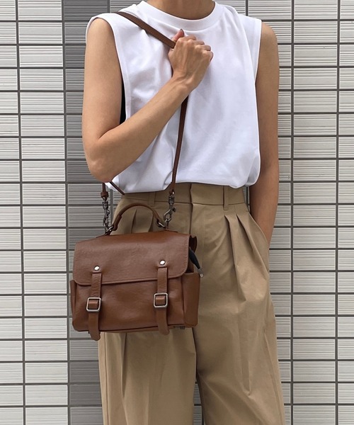 Tomieco(トミエコ)の「LEATHER 羊革スクエアバッグパック 2wayトートバッグ(ショルダーバッグ・レディース・ブラック/ブラウン/オフホワイト/ダークブラウン・FREE)」の7枚目の写真