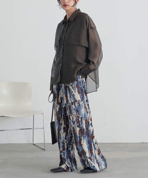 n'OrLABEL（ノアールレーベル）の「『シャンブレーシアーシャツ』（シャツ/ブラウス・レディース・ライトグレー/ブラック/ブラウン/グリーン・FREE）」の10枚目の写真