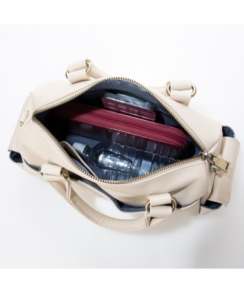 Tomieco(トミエコ)の「LEATHER ショルダーバッグ 本革 2way バッグ(ショルダーバッグ・レディース・グレー系その他/ブラック/ベージュ/ブラウン・FREE)」の6枚目の写真