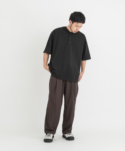 EKAL（エカル）の「『UR TECH』ワイドヘンリーネックTシャツ（Tシャツ/カットソー・メンズ・ネイビー/グレー/ブラック・MEDIUM/LARGE/X-LARGE/SMALL）」の11枚目の写真