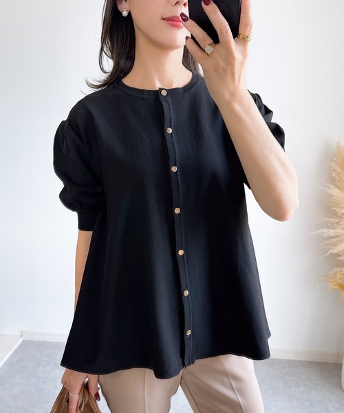 &. NOSTALGIA（アンドドットノスタルジア）の「【ZOZO限定】ハーフスリーブフレアカーディガン（カーディガン/ボレロ・レディース・ピンク/ブラック/ホワイト・M）」の2枚目の写真