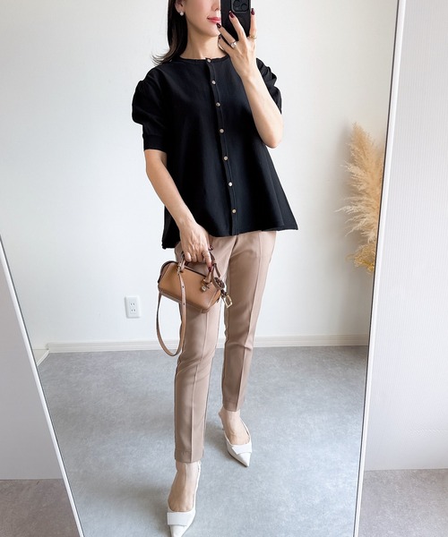 &. NOSTALGIA（アンドドットノスタルジア）の「【ZOZO限定】ハーフスリーブフレアカーディガン（カーディガン/ボレロ・レディース・ピンク/ブラック/ホワイト・M）」の10枚目の写真