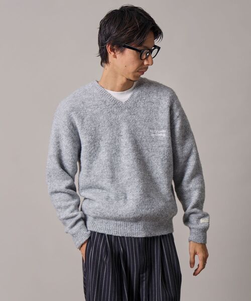 FFEIN（フェイン）の「【FFEIN（フェイン）】ワンポイントVネックウール混ニット / ウール ニット Vネック 短丈 刺繍 ワンポイント 短丈（ニット/セーター・メンズ・グレー/ブルー/レッド/ブラウン/ブラック/ネイビー・SMALL/MEDIUM/LARGE）」の18枚目の写真