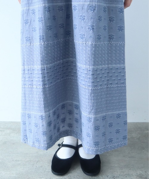 bulle de savon(ビュルデサボン)の「noble flower ジャカード ジャンパースカート(ジャンパースカート・レディース・ブルーグレー/アイボリー・FREE)」の19枚目の写真
