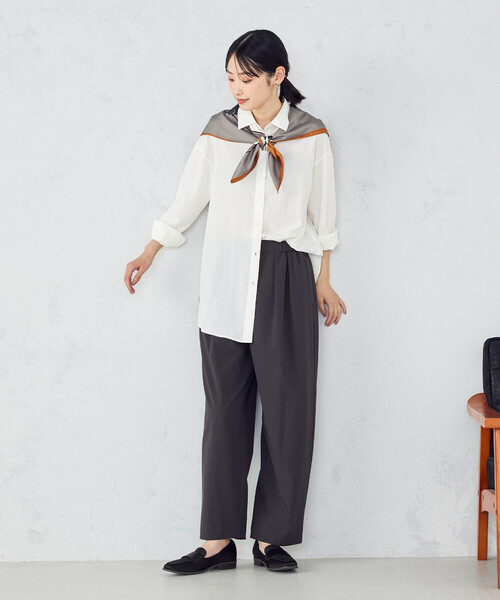 COMME CA ISM(コムサイズム)の「ワイド テーパードシルエットパンツ(その他パンツ・レディース・チャコール/グレイッシュベージュ・LARGE/MEDIUM)」の5枚目の写真