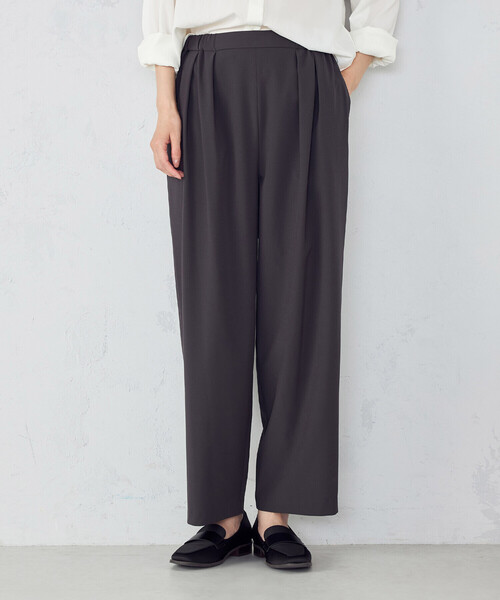 COMME CA ISM(コムサイズム)の「ワイド テーパードシルエットパンツ(その他パンツ・レディース・チャコール/グレイッシュベージュ・LARGE/MEDIUM)」の7枚目の写真