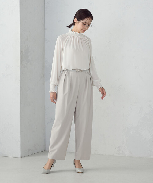 COMME CA ISM(コムサイズム)の「ワイド テーパードシルエットパンツ(その他パンツ・レディース・チャコール/グレイッシュベージュ・LARGE/MEDIUM)」の8枚目の写真