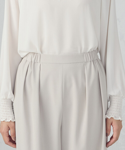 COMME CA ISM(コムサイズム)の「ワイド テーパードシルエットパンツ(その他パンツ・レディース・チャコール/グレイッシュベージュ・LARGE/MEDIUM)」の15枚目の写真