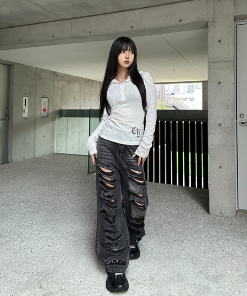 KsG（ケーエスジー）の「multi damage wide denim（デニムパンツ・レディース・ブラック・MEDIUM/LARGE/SMALL）」の3枚目の写真