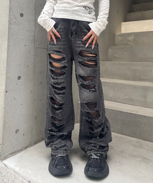 KsG（ケーエスジー）の「multi damage wide denim（デニムパンツ・レディース・ブラック・MEDIUM/LARGE/SMALL）」の13枚目の写真