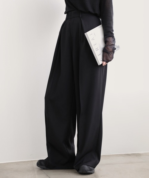 nouvellemoi(ヌーベルモイ)の「ダブルタックヘビーワイドスラックスパンツ(その他パンツ・レディース・グレー/ブラウン/ベージュ/ブラック・L/M/S)」の2枚目の写真