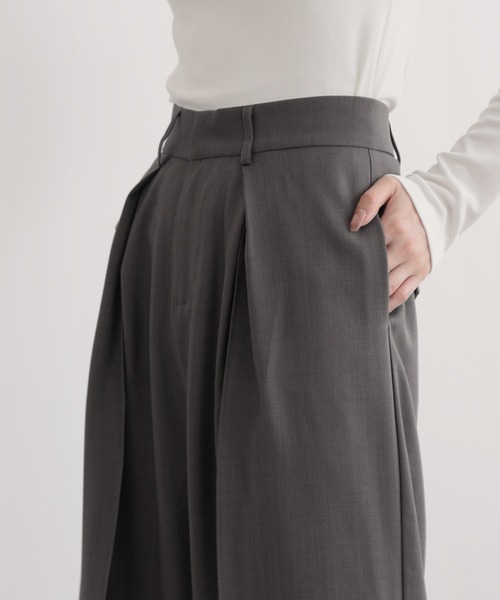 nouvellemoi(ヌーベルモイ)の「ダブルタックヘビーワイドスラックスパンツ(その他パンツ・レディース・グレー/ブラウン/ベージュ/ブラック・L/M/S)」の7枚目の写真