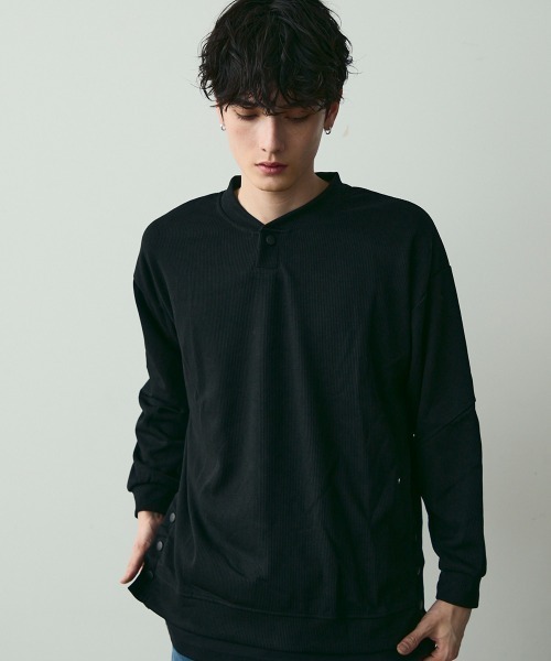 Shoowtime(ショウタイム)の「Snap Detail Pullover Long Sleeve Tee / スナップボタンデザインカットソー(Tシャツ/カットソー・メンズ・ブラック・MEDIUM/LARGE/X-LARGE)」の4枚目の写真