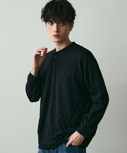 Shoowtime(ショウタイム)の「Snap Detail Pullover Long Sleeve Tee / スナップボタンデザインカットソー(Tシャツ/カットソー・メンズ・ブラック・MEDIUM/LARGE/X-LARGE)」の5枚目の写真