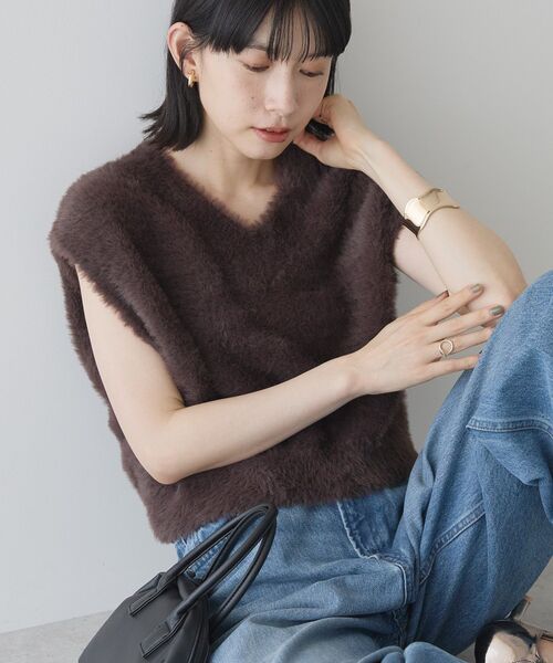 AMERICAN HOLIC(アメリカンホリック)の「【選べる丈】シャギーニットベスト(ベスト・レディース・ネイビー/ブラウン/グレイッシュベージュ・M/L)」の6枚目の写真