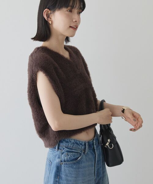 AMERICAN HOLIC(アメリカンホリック)の「【選べる丈】シャギーニットベスト(ベスト・レディース・ネイビー/ブラウン/グレイッシュベージュ・M/L)」の9枚目の写真