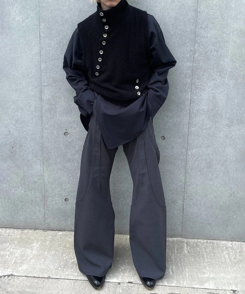 4TUCK FLARE PANTS（スラックス）｜GOAT ESSENCE（ゴートエッセンス