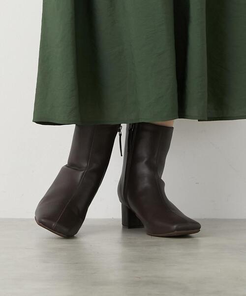MELROSE claire（メルローズ クレール）の「【スクエアートゥショートブーツ】（ブーツ・レディース・ブラウン/ブラック・2/3/4）」の15枚目の写真