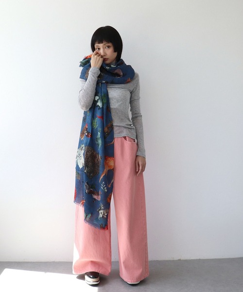 Three Four Time（ｽﾘｰﾌｫｰﾀｲﾑ）の「ウールシルクアニマルショール（ストール/ショール・レディース・ベージュ/ネイビー・FREE）」の9枚目の写真