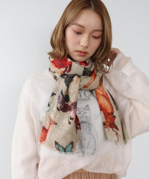 Three Four Time（ｽﾘｰﾌｫｰﾀｲﾑ）の「ウールシルクアニマルショール（ストール/ショール・レディース・ベージュ/ネイビー・FREE）」の8枚目の写真