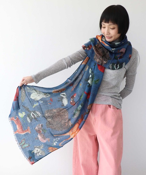 Three Four Time（ｽﾘｰﾌｫｰﾀｲﾑ）の「ウールシルクアニマルショール（ストール/ショール・レディース・ベージュ/ネイビー・FREE）」の19枚目の写真