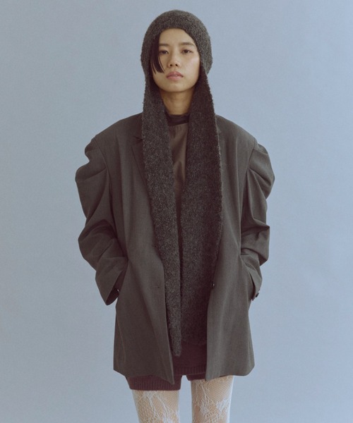 EN NEUME(エンノイム)の「Gathered Shoulder Jacket(テーラードジャケット・レディース・ネイビー/ベージュ/チャコール・1/0)」の2枚目の写真