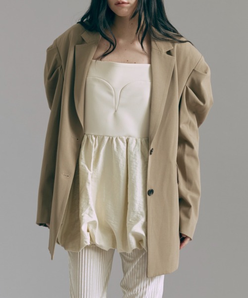 EN NEUME(エンノイム)の「Gathered Shoulder Jacket(テーラードジャケット・レディース・ネイビー/ベージュ/チャコール・1/0)」の22枚目の写真