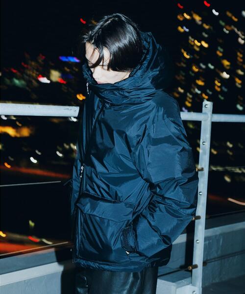 NANGA(ナンガ)の「『別注』NANGA×URBAN RESEARCH AURORA TEX DOWN JACKET(ダウンジャケット/コート・メンズ・ネイビー/チャコールグレー/ブラック・MEDIUM/LARGE/X-LARGE)」の5枚目の写真