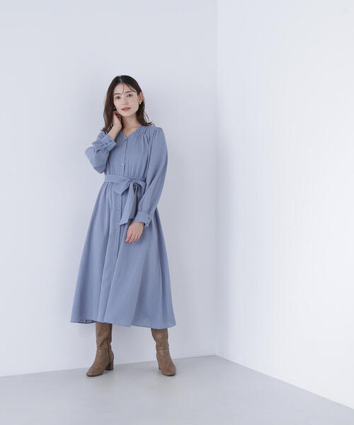 NATURAL BEAUTY BASIC(ナチュラルビューティーベーシック)の「◇ベルテッドシャドーストライプワンピース(ワンピース・レディース・ブルー/グレー/ネイビー・SMALL/MEDIUM)」の9枚目の写真