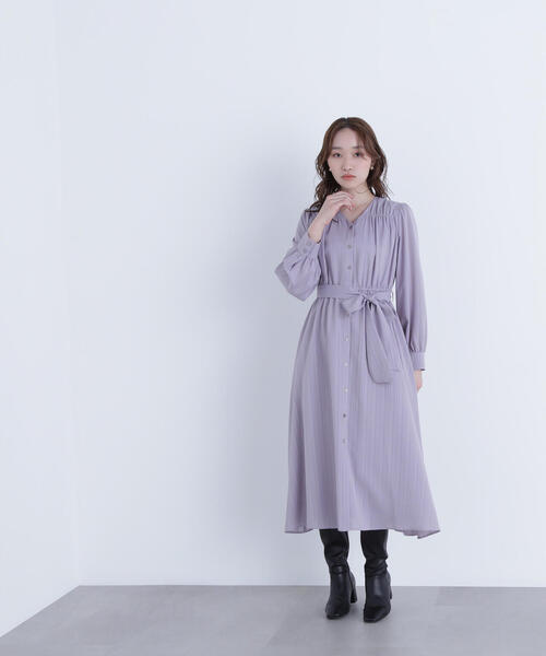 NATURAL BEAUTY BASIC(ナチュラルビューティーベーシック)の「◇ベルテッドシャドーストライプワンピース(ワンピース・レディース・ブルー/グレー/ネイビー・SMALL/MEDIUM)」の2枚目の写真