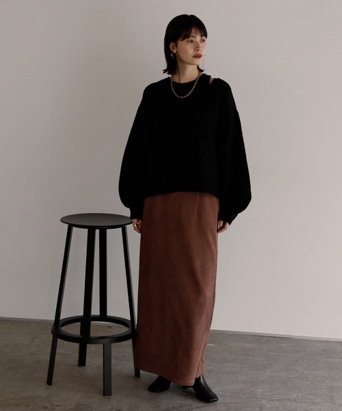 shetila(シェティラ)の「【2点セット】大人のレイヤードニット Vネックニット×タンクトップ(ニット/セーター・レディース・チャコール/ブラウン/グレイッシュベージュ/ブラック・M)」の5枚目の写真