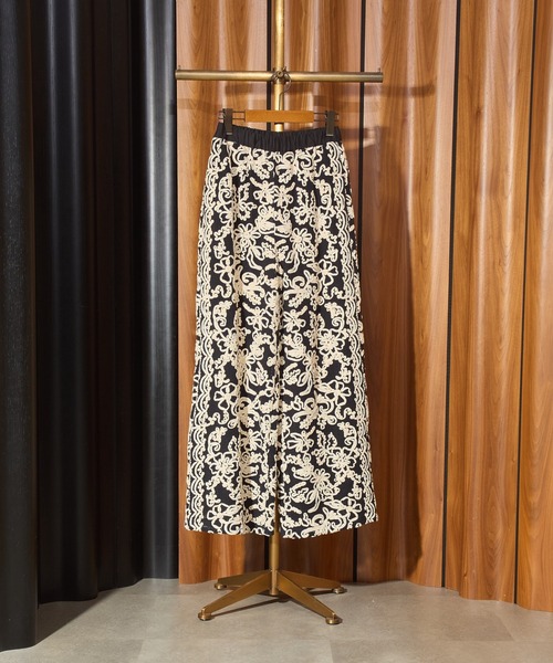 ROSE BUD（ローズバッド）の「(mag.byc)EMBROIDERY MESH PANTS（その他パンツ・レディース・ブラック・S/M）」の2枚目の写真