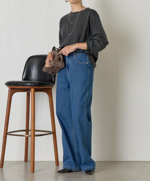 Jena espace merveilleux(ジェナ エスパスメルヴェイユ)の「【再登場!】ラメプレーティングニット(ニット/セーター・レディース・チャコールグレー/ベージュ/ネイビー・FREE)」の5枚目の写真