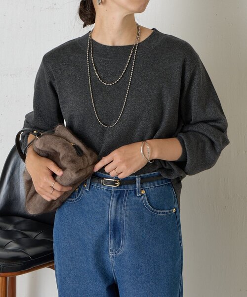 Jena espace merveilleux(ジェナ エスパスメルヴェイユ)の「【再登場!】ラメプレーティングニット(ニット/セーター・レディース・チャコールグレー/ベージュ/ネイビー・FREE)」の7枚目の写真