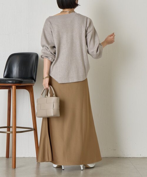 Jena espace merveilleux(ジェナ エスパスメルヴェイユ)の「【再登場!】ラメプレーティングニット(ニット/セーター・レディース・チャコールグレー/ベージュ/ネイビー・FREE)」の14枚目の写真