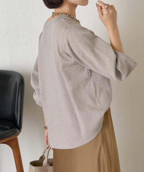 Jena espace merveilleux(ジェナ エスパスメルヴェイユ)の「【再登場!】ラメプレーティングニット(ニット/セーター・レディース・チャコールグレー/ベージュ/ネイビー・FREE)」の19枚目の写真