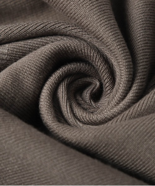 AMELY（エミリー）の「ゴールドボタンショートニットカーディガン（カーディガン/ボレロ・レディース・ネイビー/ライトベージュ/ブラック/モカ・フリー）」の10枚目の写真